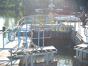 Lbben, Schleuse am Strandcafe