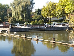 Lbben, Schleuse am Strandcafe