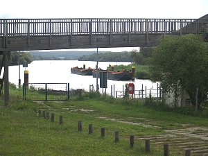 Schleuse Schwedt an der Schwedter Querfahrt